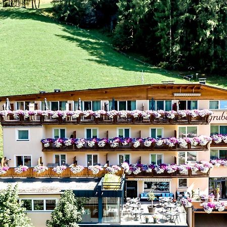 Hotel Gruber Sexten Bagian luar foto