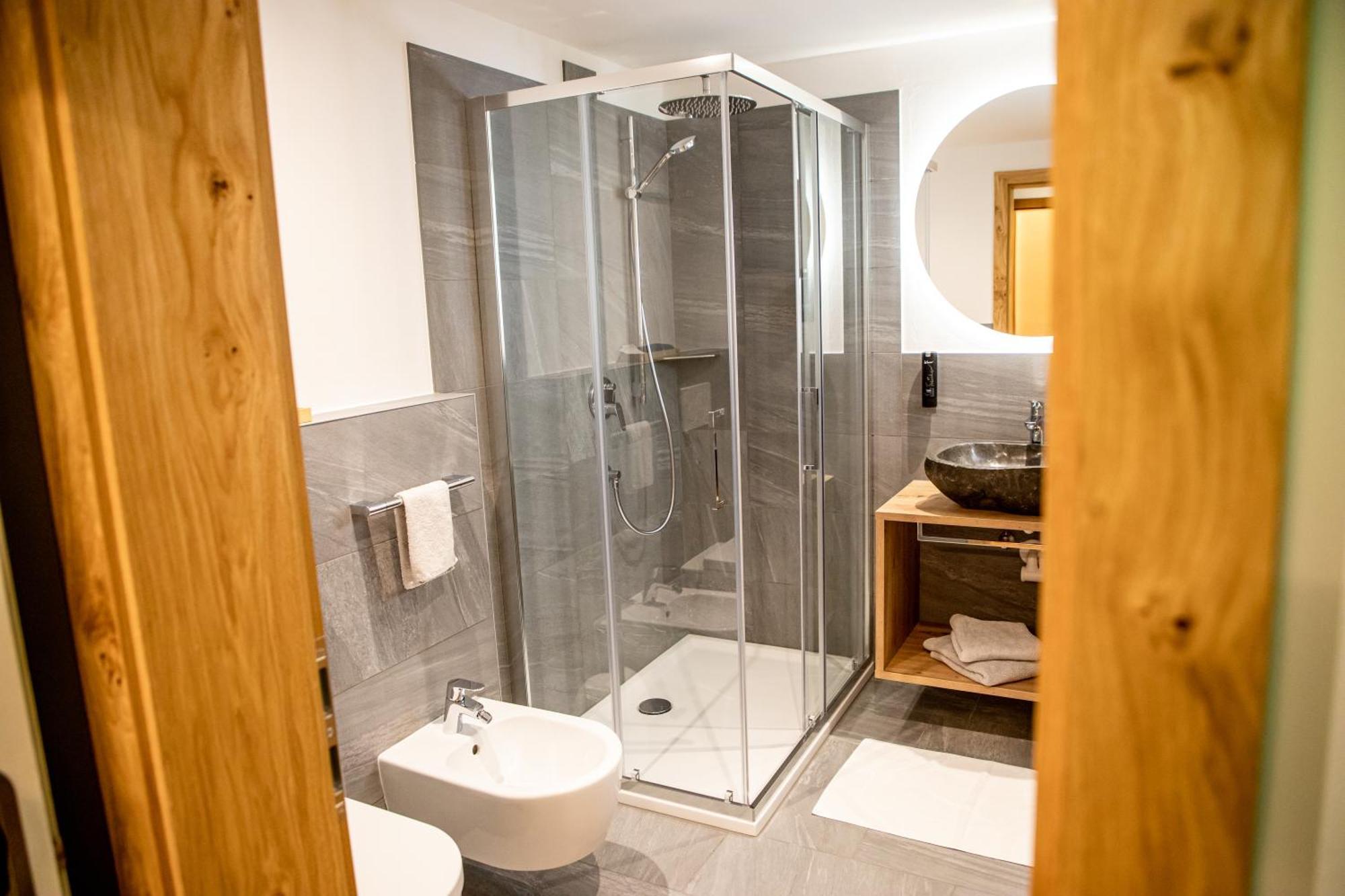 Hotel Gruber Sexten Bagian luar foto